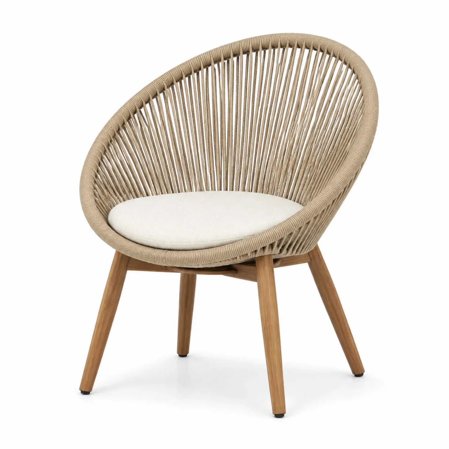 Sedia da esterno in legno con corda beige e cuscino bianco